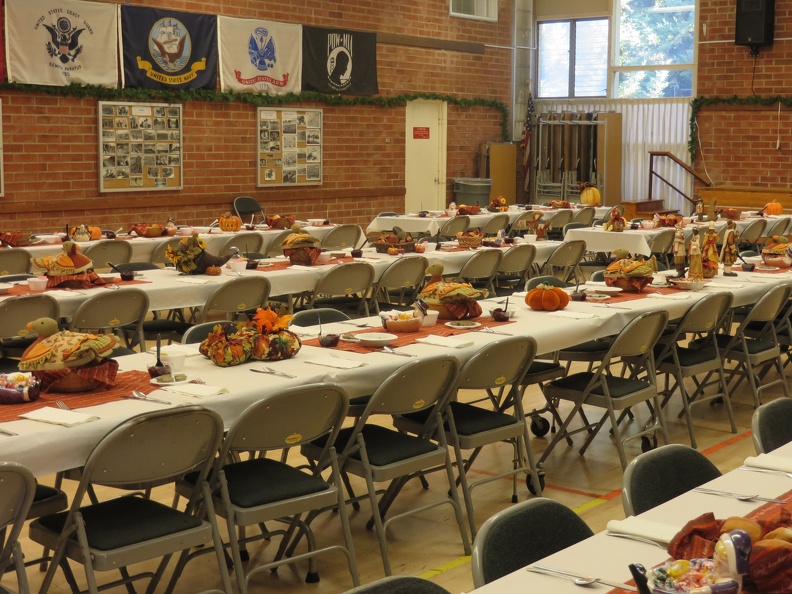 Festive Dining Room.JPG